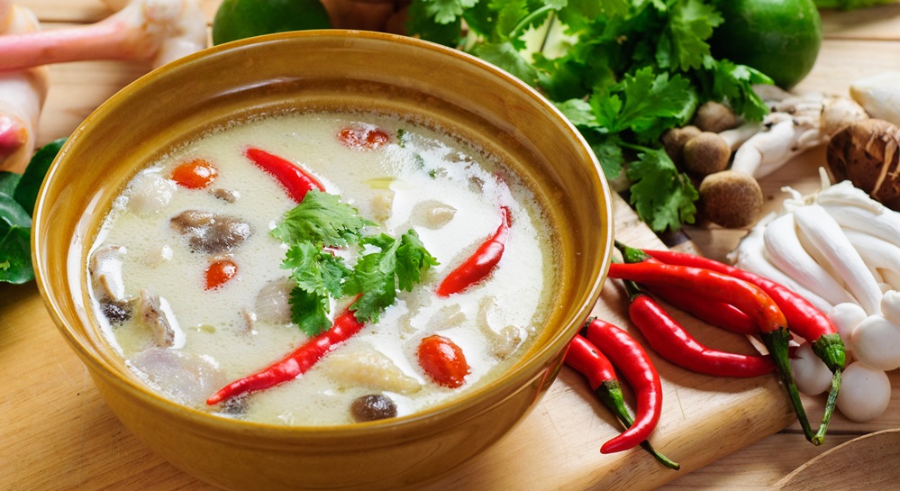 Easy soup recipes with chicken broth – Tom Kha Gai